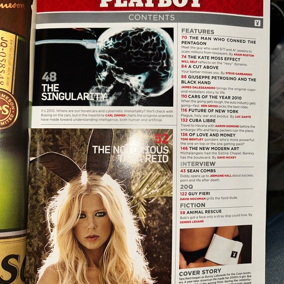 PLAYBOY Magazine Double Issue January/February 2010 Tara Reid cover - Picture 2 of 3